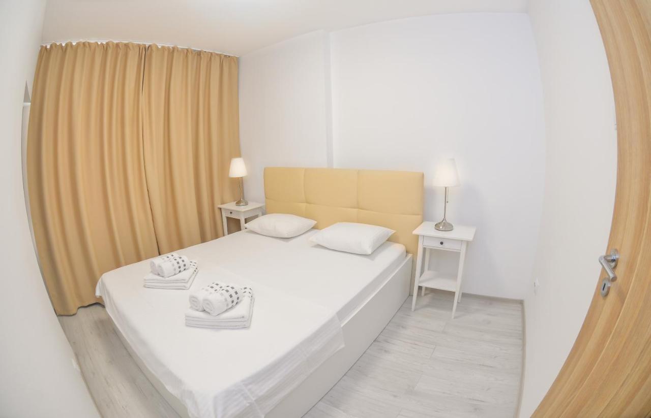University Square Accommodation Bukarest Exterior foto